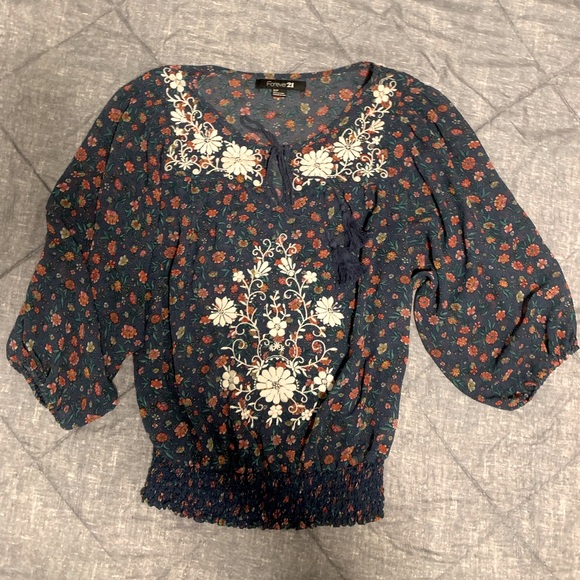 Forever 21, lot of 3 tops - Picture 7 of 9